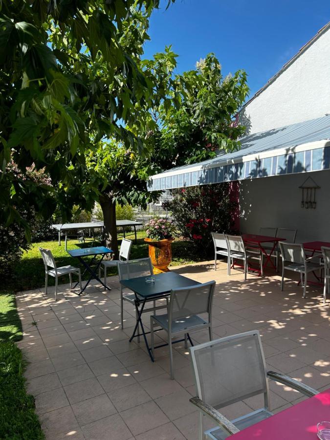 Kyriad Montpellier Aeroport - Parc Expo Моґійо Екстер'єр фото