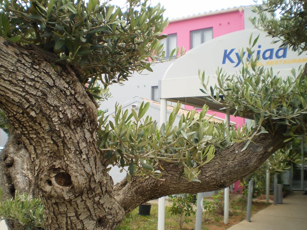 Kyriad Montpellier Aeroport - Parc Expo Моґійо Екстер'єр фото